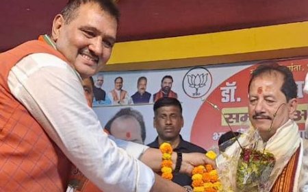 सीतामढ़ी :- उप मुख्यमंत्री का बरिष्ठ भाजपा नेता सह पूर्व डीएसपी जय प्रकाश राय ने किया स्वागत