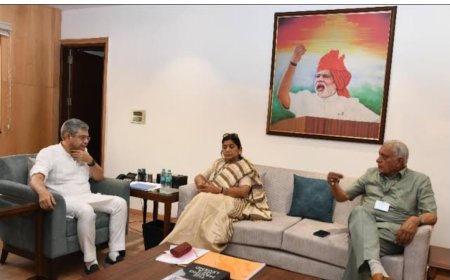 सीतामढ़ी :- नरकटियागंज - दरभंगा, व सीतामढ़ी - मुजफ्फरपुर रेखंड दोहरीकरण को लेकर 130 करोड़ की मंजूरी, जल्द होने निर्माण कार्य - संसद