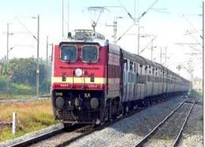 सीतामढ़ी :- गोरखपुर जां - गोरखपुर कैंट के मध्य चल रही रेल एनआई कार्य को लेकर ट्रेनों को परिवर्तित लाइन से चलाए जाने का लिया गया निर्णय