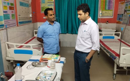 सीतामढ़ी :- डीएम का औचक निरीक्षण, सीएचसी रुन्नीसैदपुर में रोस्टर के अनुरूप डॉ नहीं थे मौजूद