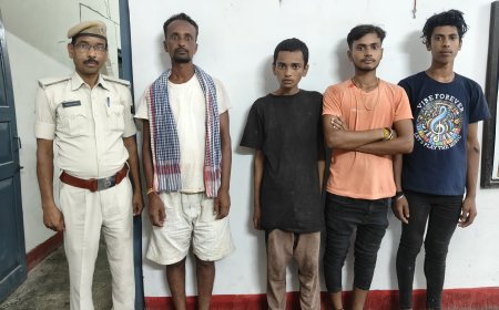 सीतामढ़ी :- रेल थाना के तत्परता से कई महीनों से लापता पुत्र पिता के हवाले हुआ