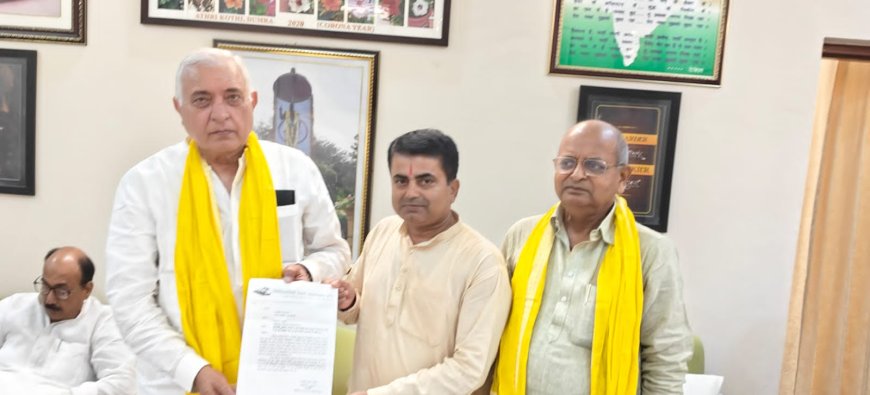 सीतामढ़ी :- पूर्व से लंबित सीतामढ़ी - निर्मली वाया सुरसंड, जयनगर रेलवे लाइन निर्माण का लोगो ने किया मांग