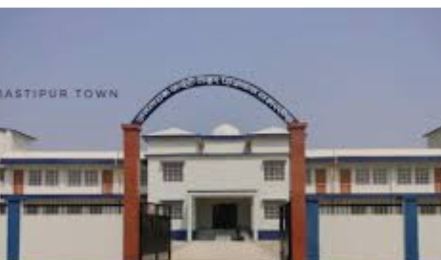 सीतामढ़ी :- जन नायक कर्पूरी ठाकुर छात्रावास में नामांकन से संबंधित सूचन की प्रसार