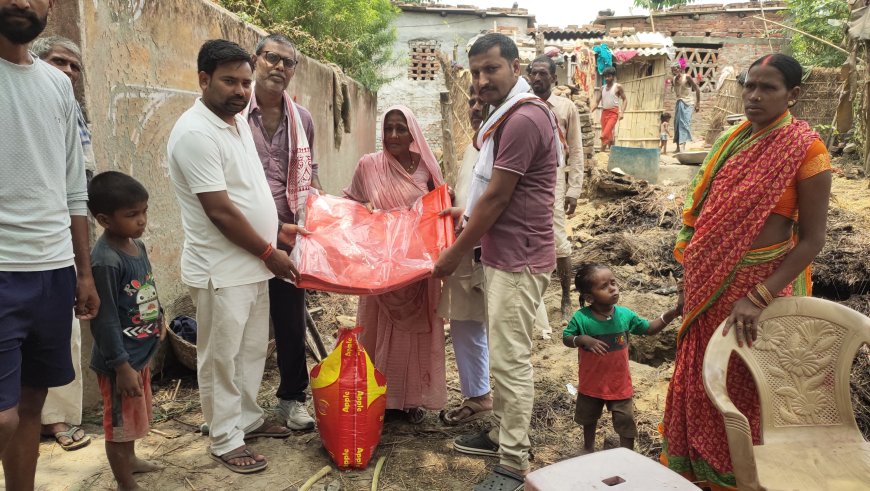 सीतामढ़ी  :- आधी रात को घर में लगे आग से लाखों की संपति जाली, परिवार आहत में