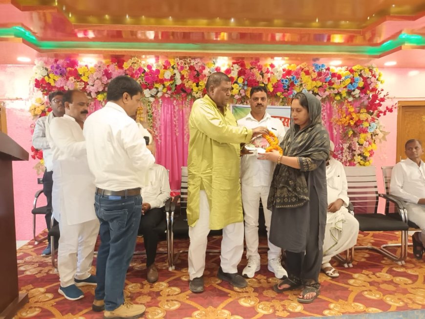 मोतिहारी : कानू समाज के जिलास्तरीय सम्मेलन में मंत्री केदार प्रसाद गुप्ता की कार्यशैली की जमकर सराहना, समाज में एकजुटता का दिया संदेश
