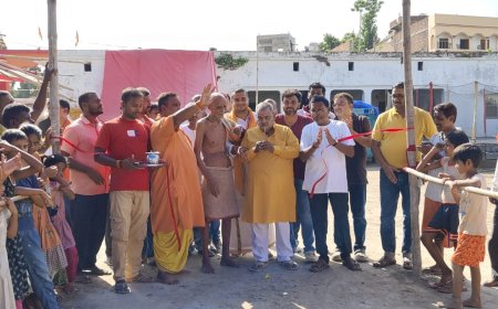 सुगौली: भगवान कृष्ण का छठियार धूमधाम से सम्पन्न, प्रसाद वितरण कार्यक्रम में उमड़ा जनसैलाब