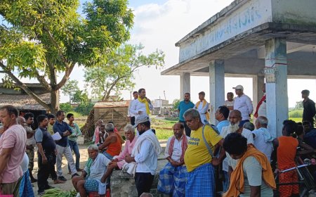 सुगौली : भटवलिया बाजार में जन सुराज पार्टी के संजीव कुमार ने किया जनसंपर्क