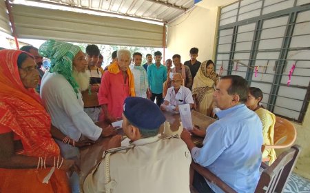 सुगौली: थाना परिसर में लगा जनता दरबार,दस मामलों की हुई सुनवाई