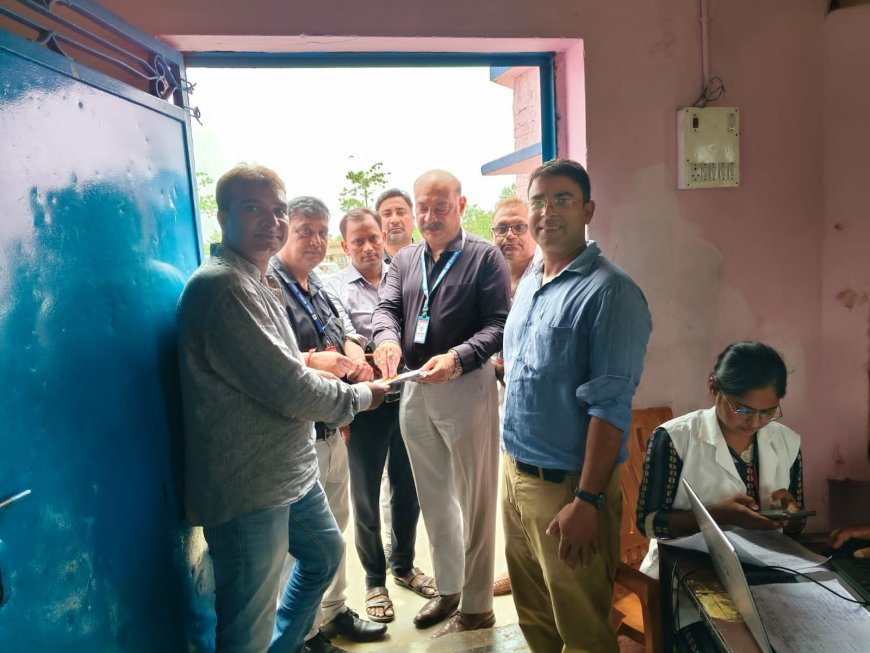 रामगढ़वा : राजकीय मध्य विद्यालय सकरार में मुख्यमंत्री बालिका कैंसर प्रतिरक्षण योजना के तहत एचपीवी टीकाकरण अभियान का शुभारंभ