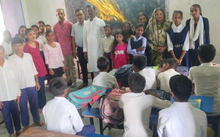 सुगौली: तीन विद्यालयों का बीस सूत्री अध्यक्ष ने किया औचक निरीक्षण