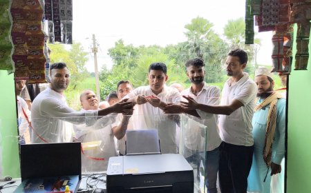 सुगौली : A to Z साइबर कैफे एंड जनरल स्टोर्स का शुभारंभ