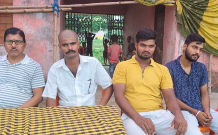 सुगौली: युवा एकता T20 क्रिकेट टूर्नामेंट की धूम, खेल मैदान में उमड़ा जनसैलाब