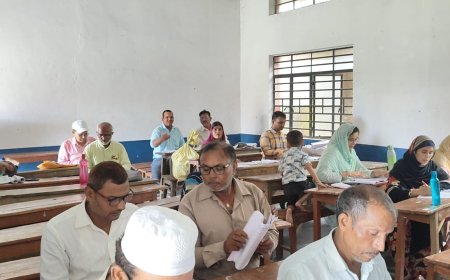 सुगौली: शिक्षकों के लिए जलपान व पानी की व्यवस्था नहीं, कॉपी जांच में हो रही परेशानी