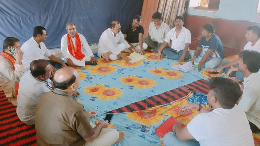 सुगौली : स्वर्णकार संघ की बैठक, विश्वकर्मा पूजा भव्य रूप से मनाने का निर्णय