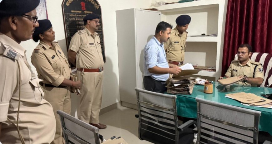 रामगढ़वा। जिला पुलिस अधीक्षक ने रामगढ़वा थाना को किया औचक निरीक्षण व जांच