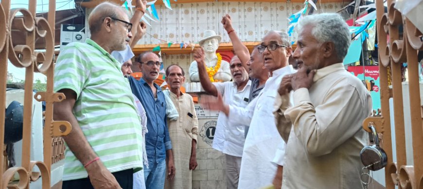 सीतामढ़ी :- सरदार भगत सिंह की जयन्ती मनाई गई, उनके स्मारक पर माल्यार्पण किया गया