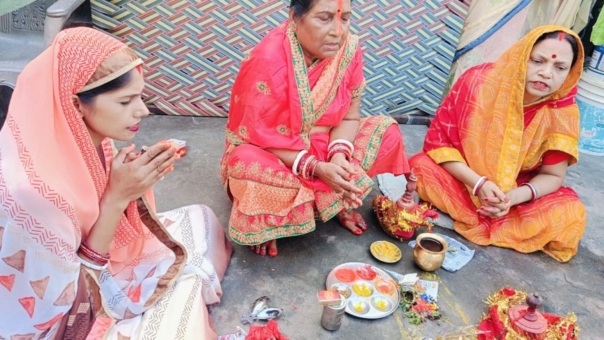 रामगढ़वा : तीन दिवसीय दीपावली पर्व हर्षोल्लास व सौहार्द के साथ संपन्न, गोर्वधन पूजा में महिलाओं ने भाईयों की लम्बी उम्र के लिए माँगा आशिर्वाद, दी बधाइयां