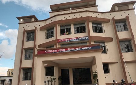 रामगढ़वा : पुलिस की बड़ी कार्रवाई, देशी शराब के साथ एक कारोबारी गिरफ्तार