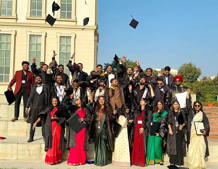 रामगढ़वा : सुरज कुमार को मिला वकालत की डिग्री, परिजनों में खुशी की लहर, शुभचिंतकों ने दी बधाइयां व शुभकामनाएं