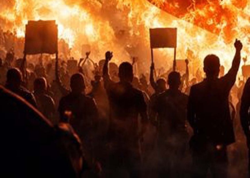 ईरान में हालात बेकाबू, अमेरिका एक्शन मोड में, नागरिकों को देश छोड़ने की सलाह