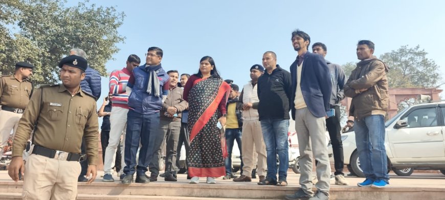 सीतामढ़ी :- मुख्यमंत्री नीतीश कुमार के आगवन को लेकर जिले में तैयारियां जोरों पर