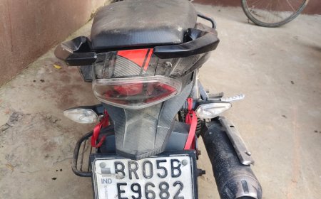 रामगढ़वा । रामगढ़वा : 8.9 किलो गांजा के साथ दो तस्कर गिरफ्तार, अपाची बाइक जब्त