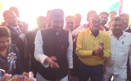 रामगढ़वा । फीता काटकर विधायक ने किया सेंट कोलंबस विधालय का उद्घाटन, शिक्षक, जनप्रतिनिधि व समाजसेसी रहें उपस्थित