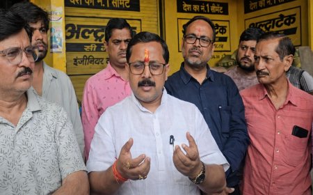 घोड़ासहन में खाद गोदाम पर छापेमारी से मचा हड़कंप, तस्करी की शिकायत पर कार्रवाई, चैंबर ने उठाए तरीके पर सवाल