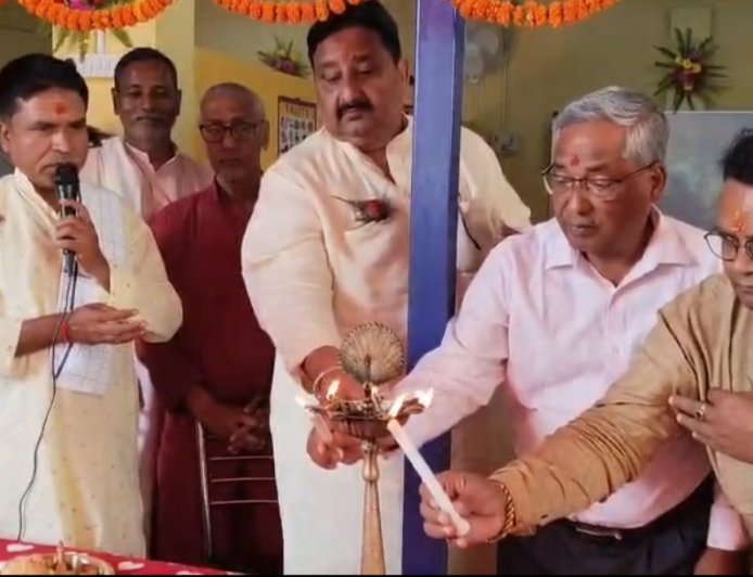 रामगढ़वा। राइजिंग विंग्स एकेडमी का हुआ उद्घाटन, बच्चों का नामांकन नि:शुल्क