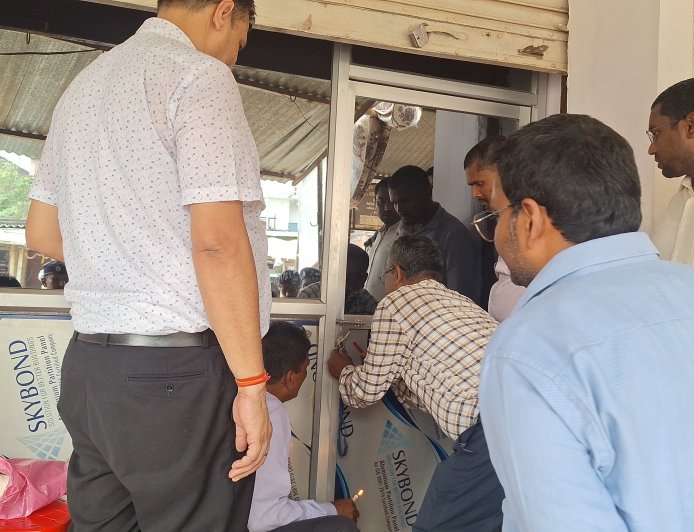 घोड़ासहन में अवैध अल्ट्रासाउंड केंद्रों पर प्रशासन का बड़ा एक्शन, चार सेंटर सील, मचा हड़कंप