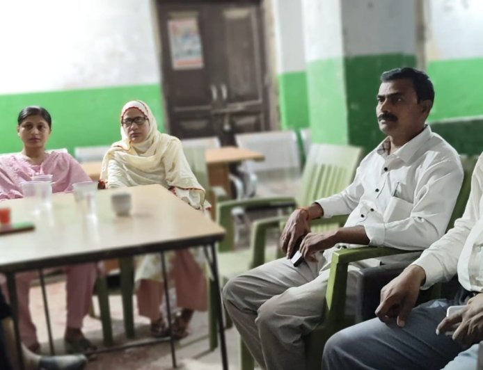 घोड़ासहन : आयुष चिकित्सकों की बैठक, जांच के दौरान दुर्व्यवहार पर जताई चिंता