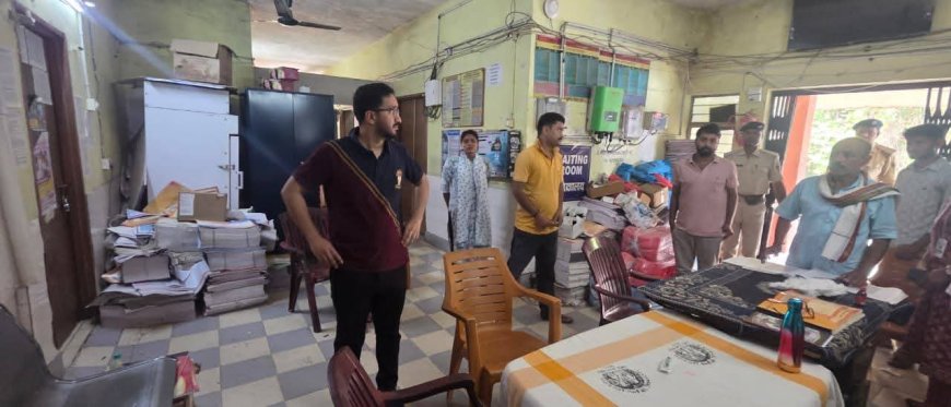 कोटवा PHC में औचक निरीक्षण, स्वास्थ्य व्यवस्था की खुली पोल, कई कर्मी नपेंगे