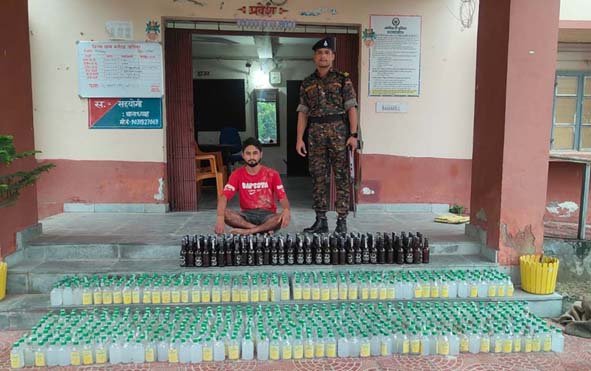 जितना : पुलिस की बड़ी कार्रवाई,  270 लीटर नेपाली शराब के साथ एक तस्कर गिरफ्तार