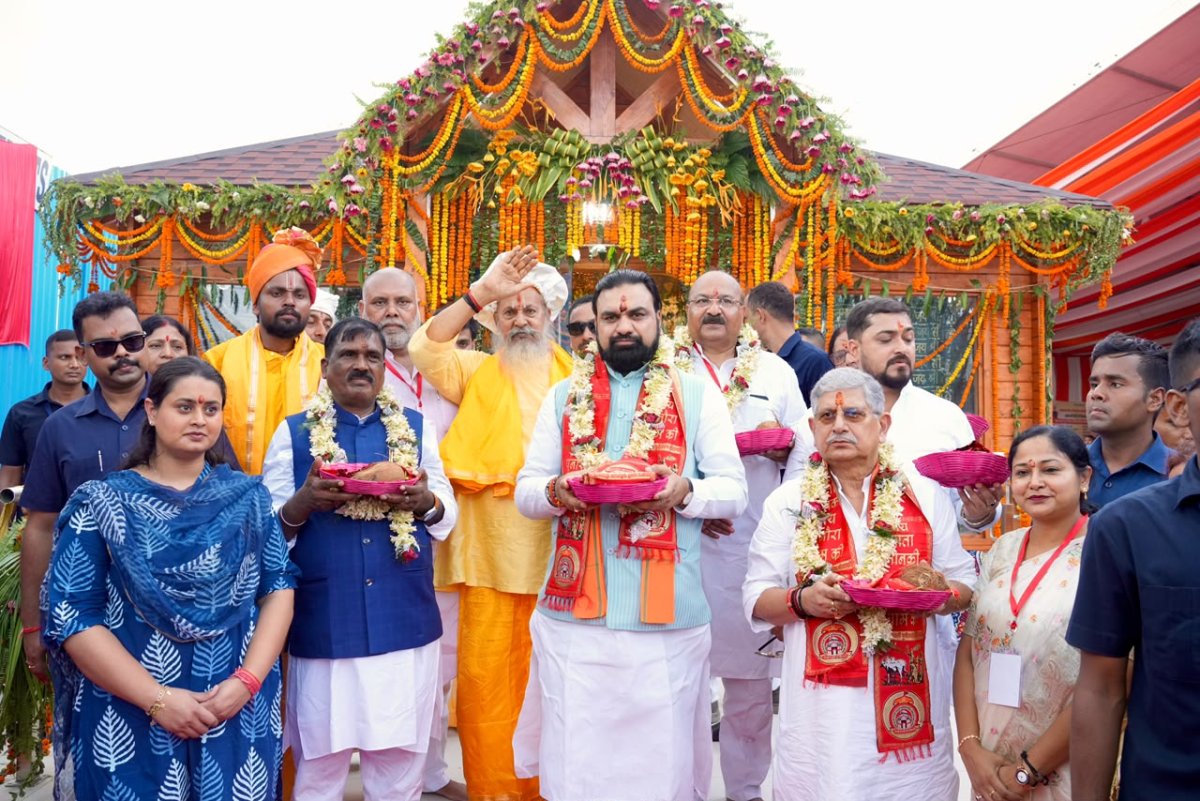 सीतामढ़ी :- जन्मभूमि ने बेटी को आज अस्थायी मंडप में दिया स्थान, 31 दिसंबर 2028 को भव्य मंदिर में लौटेंगी मां सीता