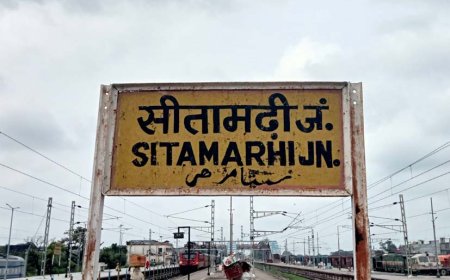 सीतामढ़ी :- भारत गौरव टूरिस्ट ट्रेन योजना के तहत प्रमुख ज्योतिंगलिंग के दर्शन के साथ श्री साईं दर्शन कर सकेंगे श्रद्धालु यात्री