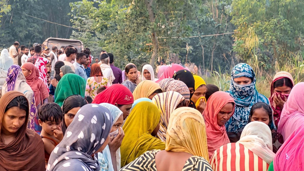 बैरगनिया : धान के खेत में मौत का करंट, पति-पत्नी समेत 3 की मौत, 3 झुलसे, दो जंगली सूअरों की भी गई जान