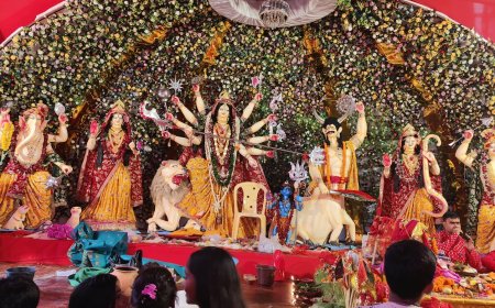 सीतामढ़ी :- मां का पट खुलते ही उमड़ी श्रद्धालुओं की भीड़