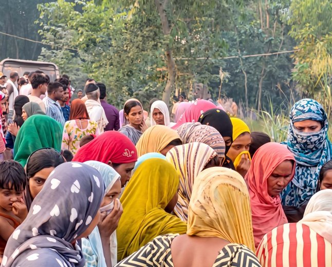 बैरगनिया : धान के खेत में मौत का करंट, पति-पत्नी समेत 3 की मौत, 3 झुलसे, दो जंगली सूअरों की भी गई जान